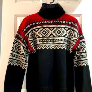 Polo Ralph Lauren Classic Hand Knit Wool Design